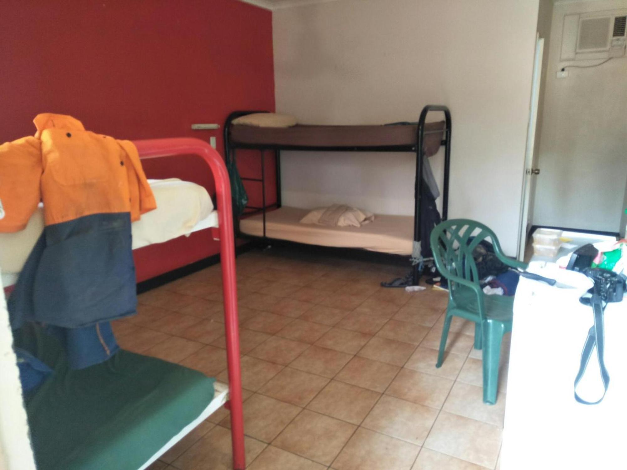 Palm Court Backpackers Hostel แคทเทอรีน ภายนอก รูปภาพ