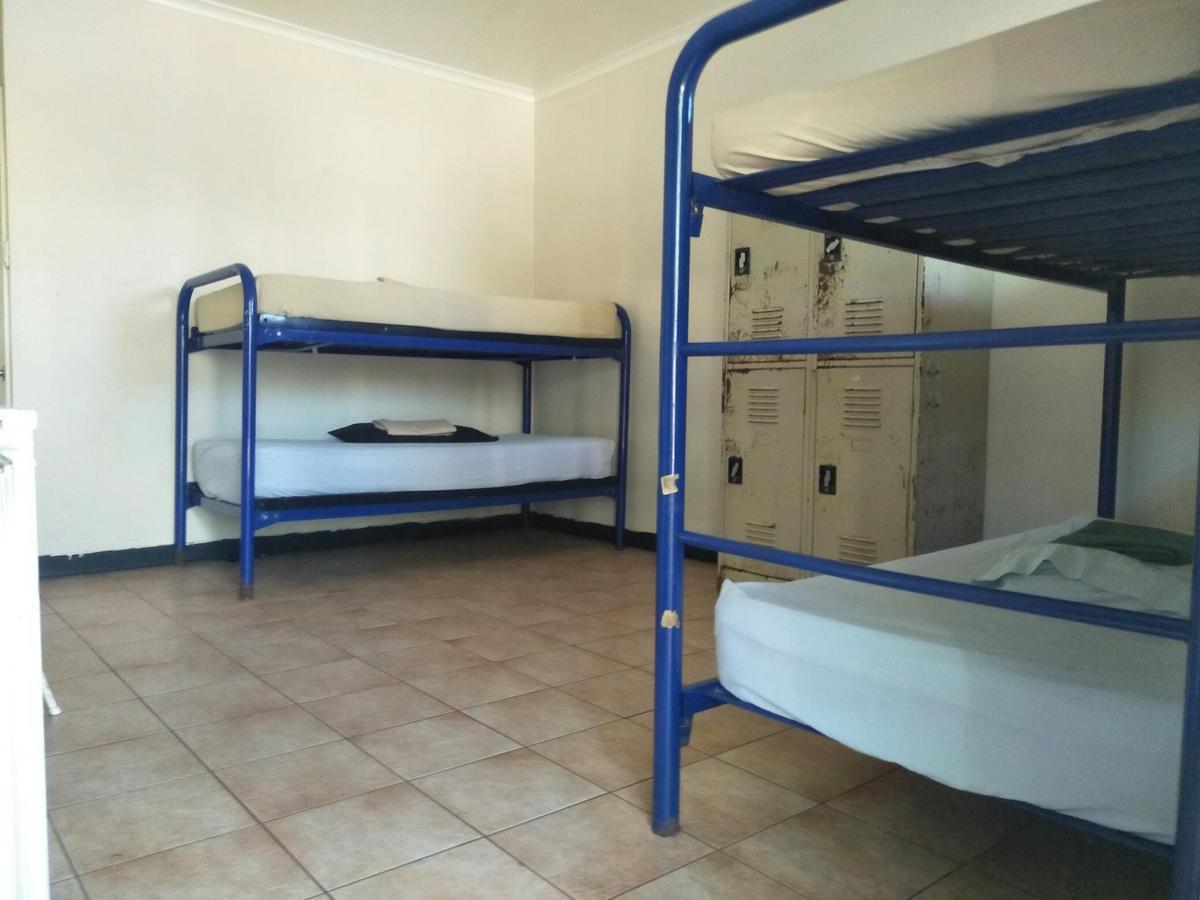 Palm Court Backpackers Hostel แคทเทอรีน ภายนอก รูปภาพ