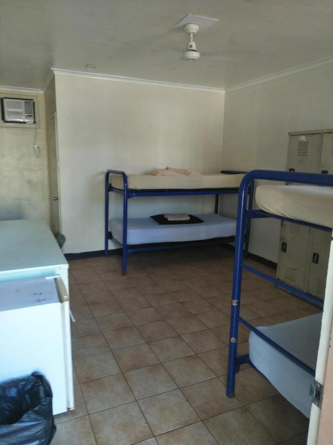 Palm Court Backpackers Hostel แคทเทอรีน ภายนอก รูปภาพ