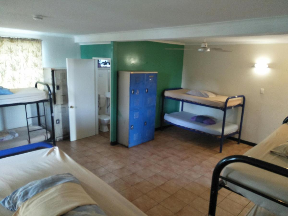 Palm Court Backpackers Hostel แคทเทอรีน ภายนอก รูปภาพ