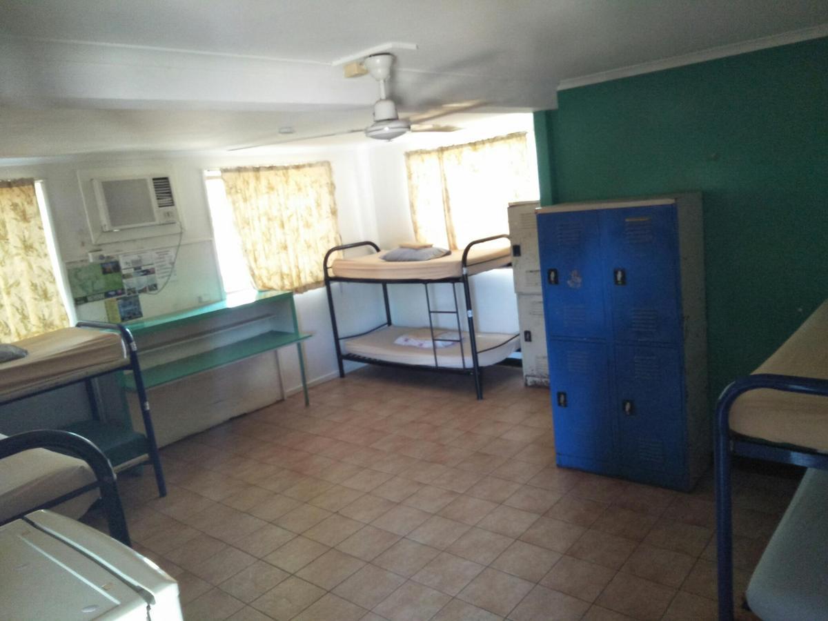 Palm Court Backpackers Hostel แคทเทอรีน ภายนอก รูปภาพ