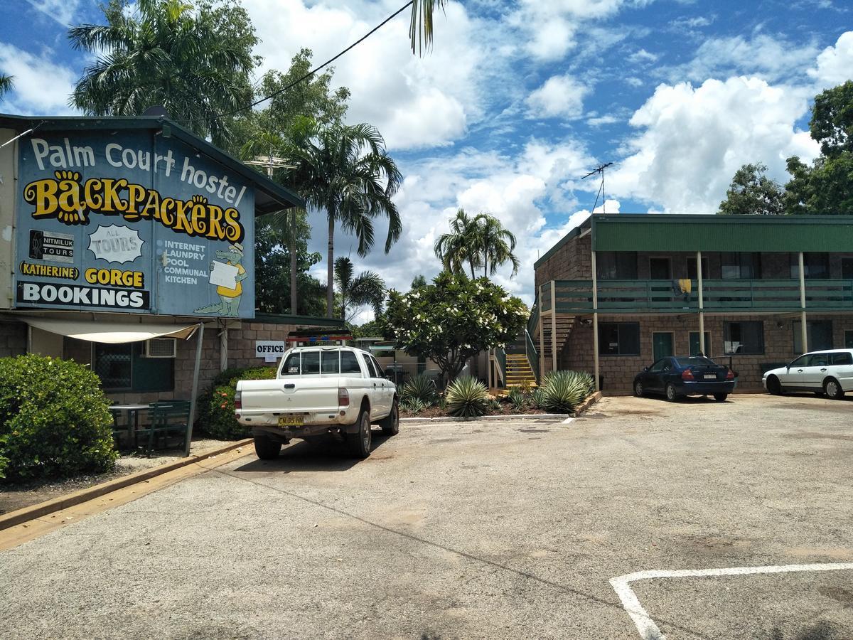 Palm Court Backpackers Hostel แคทเทอรีน ภายนอก รูปภาพ