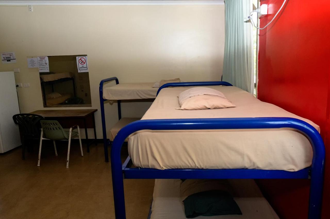 Palm Court Backpackers Hostel แคทเทอรีน ภายนอก รูปภาพ